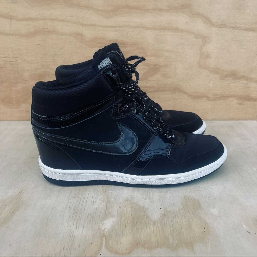 Nike Force Sky High Top Hidden Wedge Sneakers (Black/White)